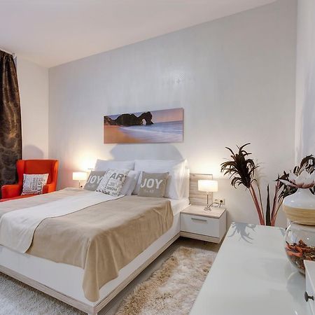 Sweet Dreams At King Street Gold Apartment Budapest Ngoại thất bức ảnh