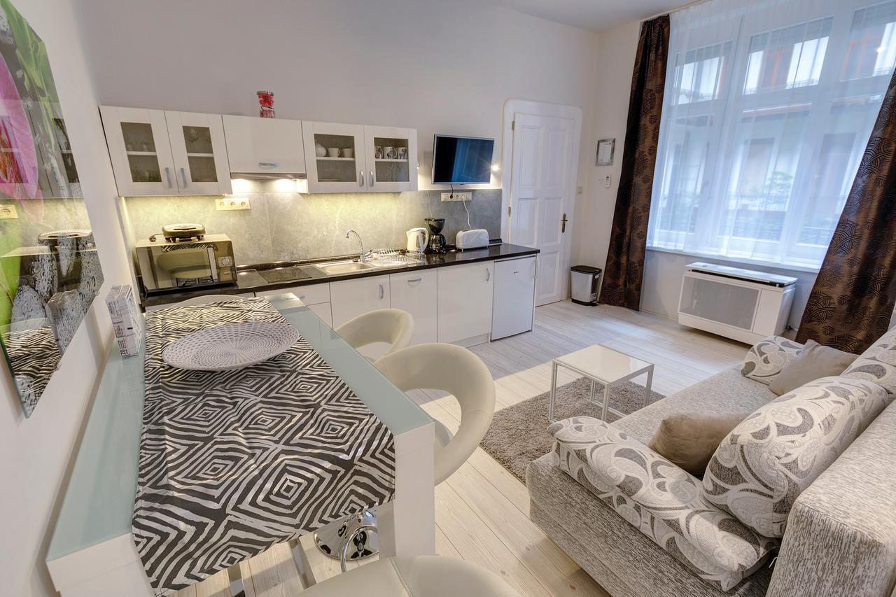 Sweet Dreams At King Street Gold Apartment Budapest Ngoại thất bức ảnh
