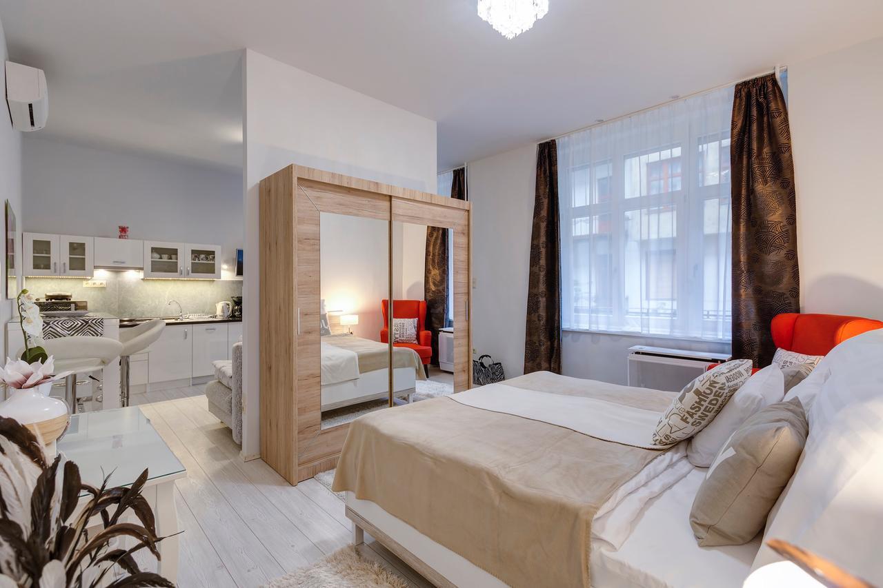 Sweet Dreams At King Street Gold Apartment Budapest Ngoại thất bức ảnh